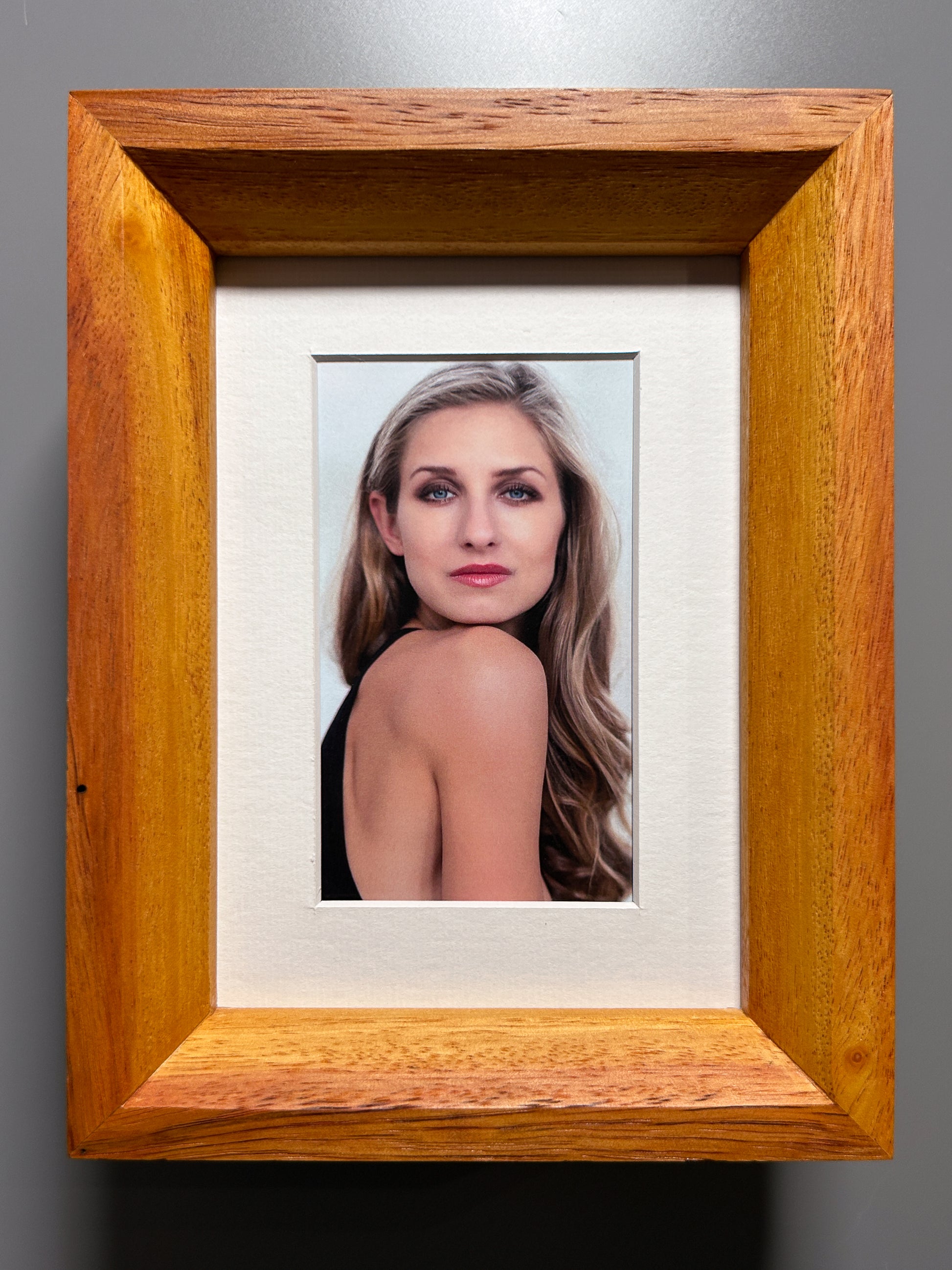 European artisan handmade frame featuring rare box elder wood species 5x7 inches