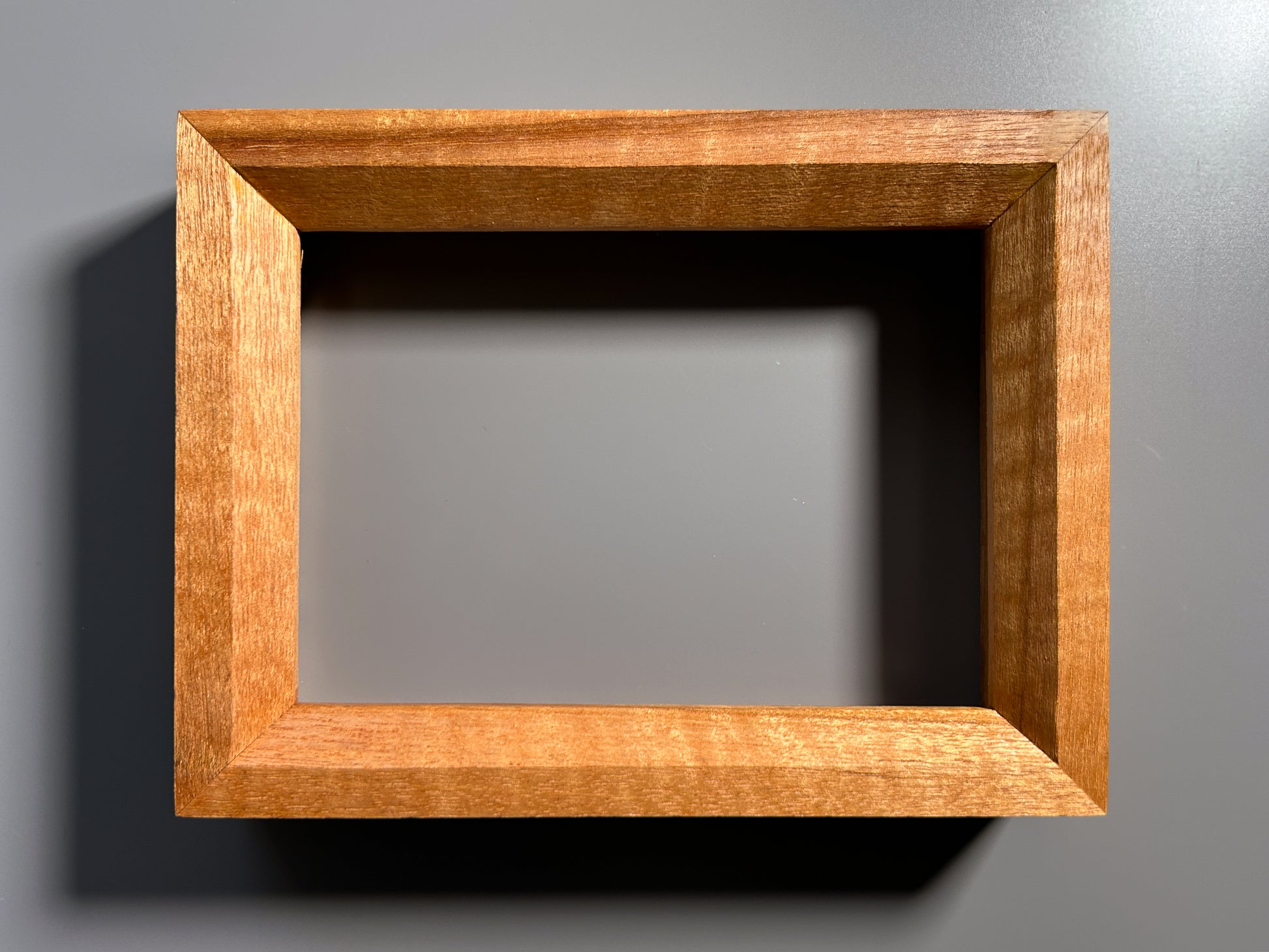 European crafted picture frame with distinctive exotic birdseye maple hardwood grain 4x6 inches