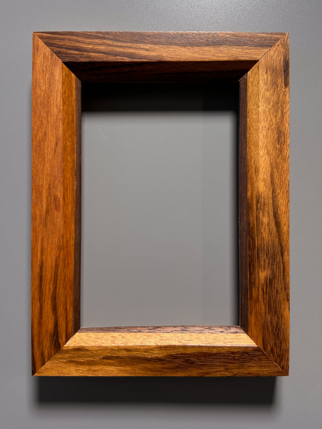 Sustainable exotic wood picture frame handmade in Europe 4x6 inches