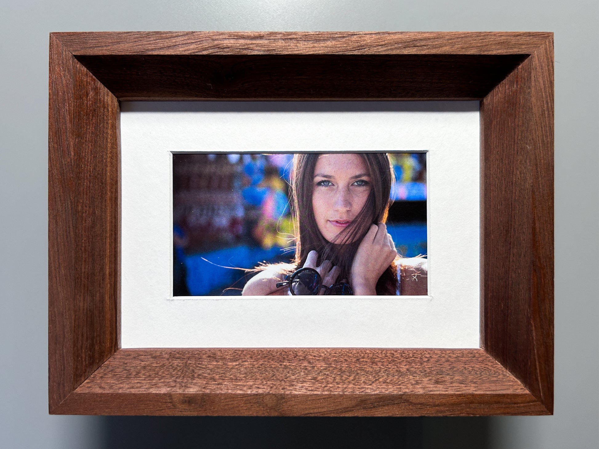 Handmade Walnut Wood Picture Frame 5×7 inches (13x18 cm)