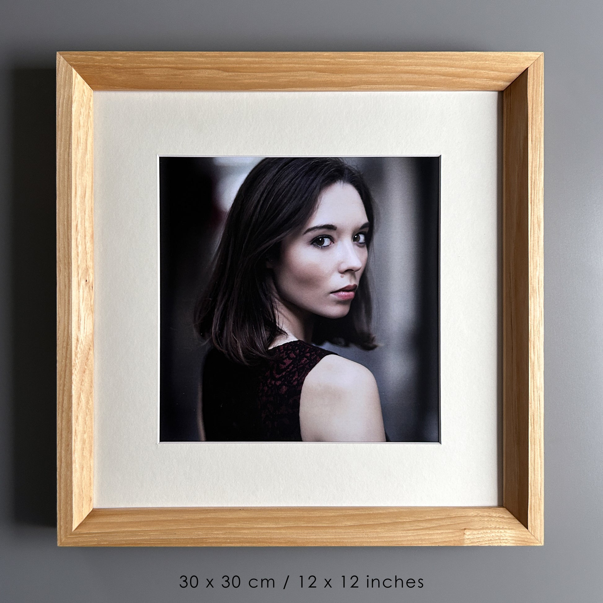 Handmade Solid White Oak Picture Frame - 30×30 cm (12x12 inches)