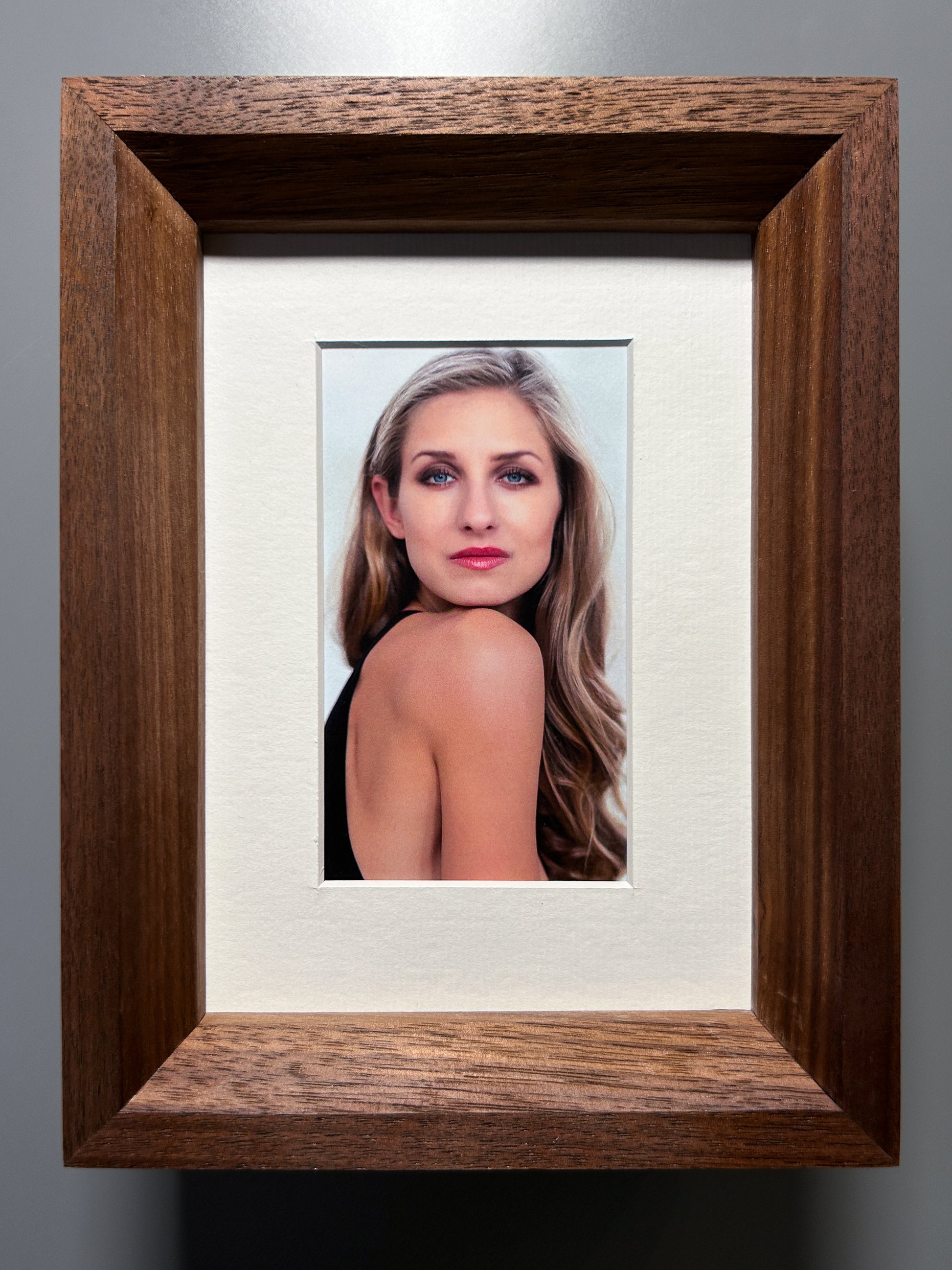 Wood Picture Frame Walnut Handmade 5x7 inches