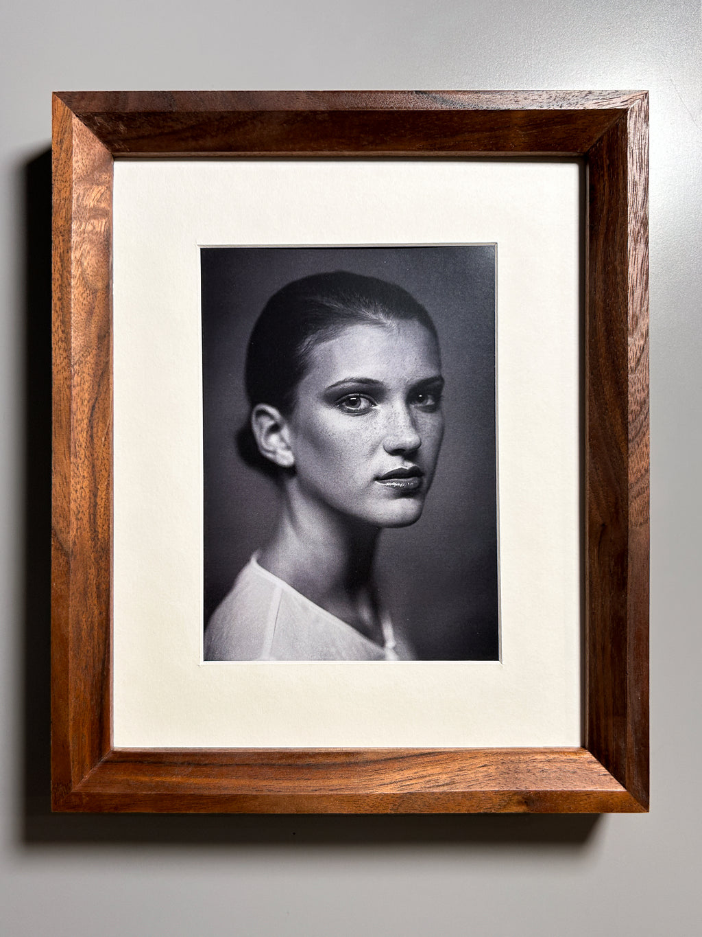 custom handmade photo frame Walnut wood 8x10 inches