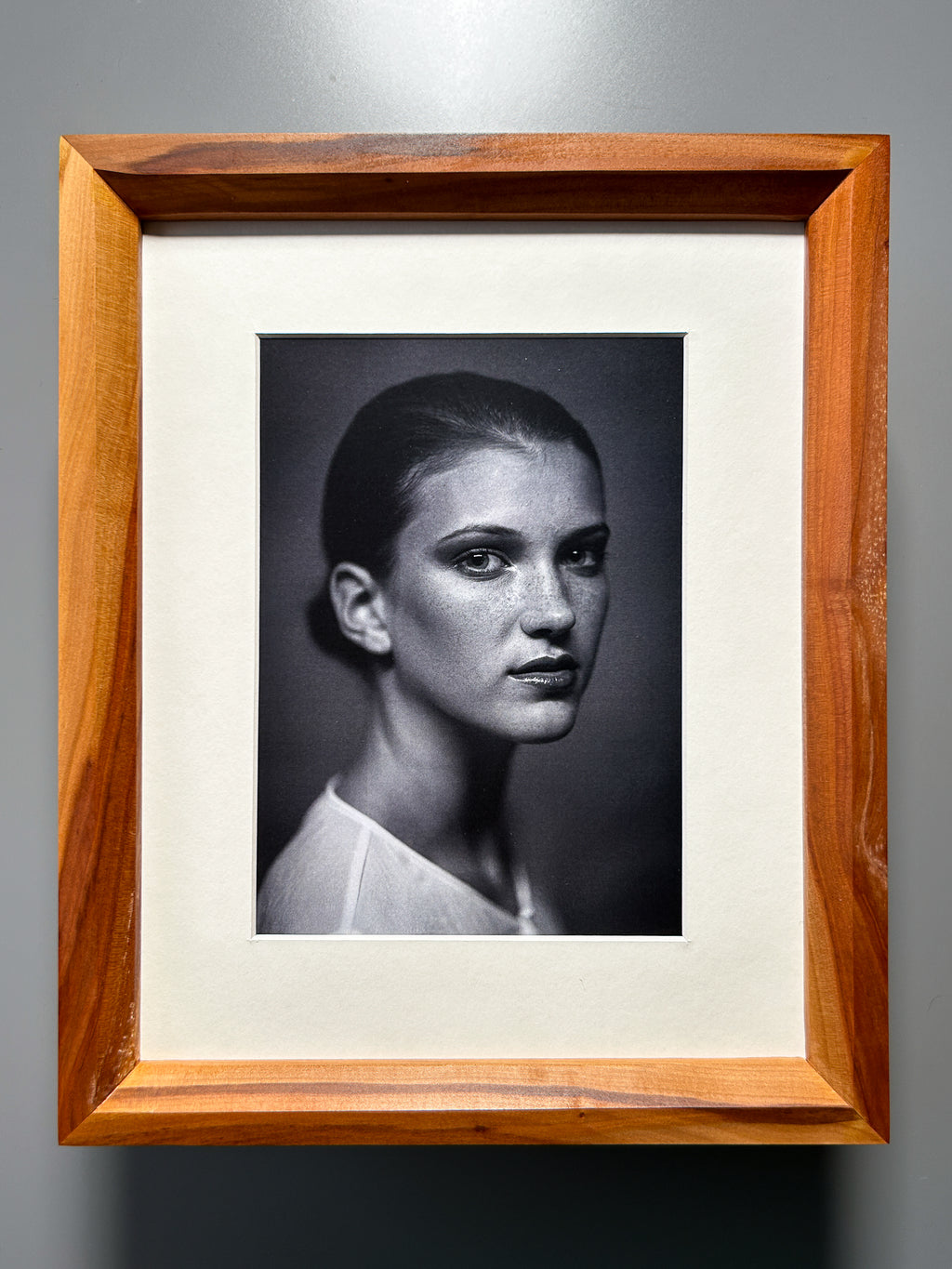 fine art handmade picture frame Pear wood 8x10 inches