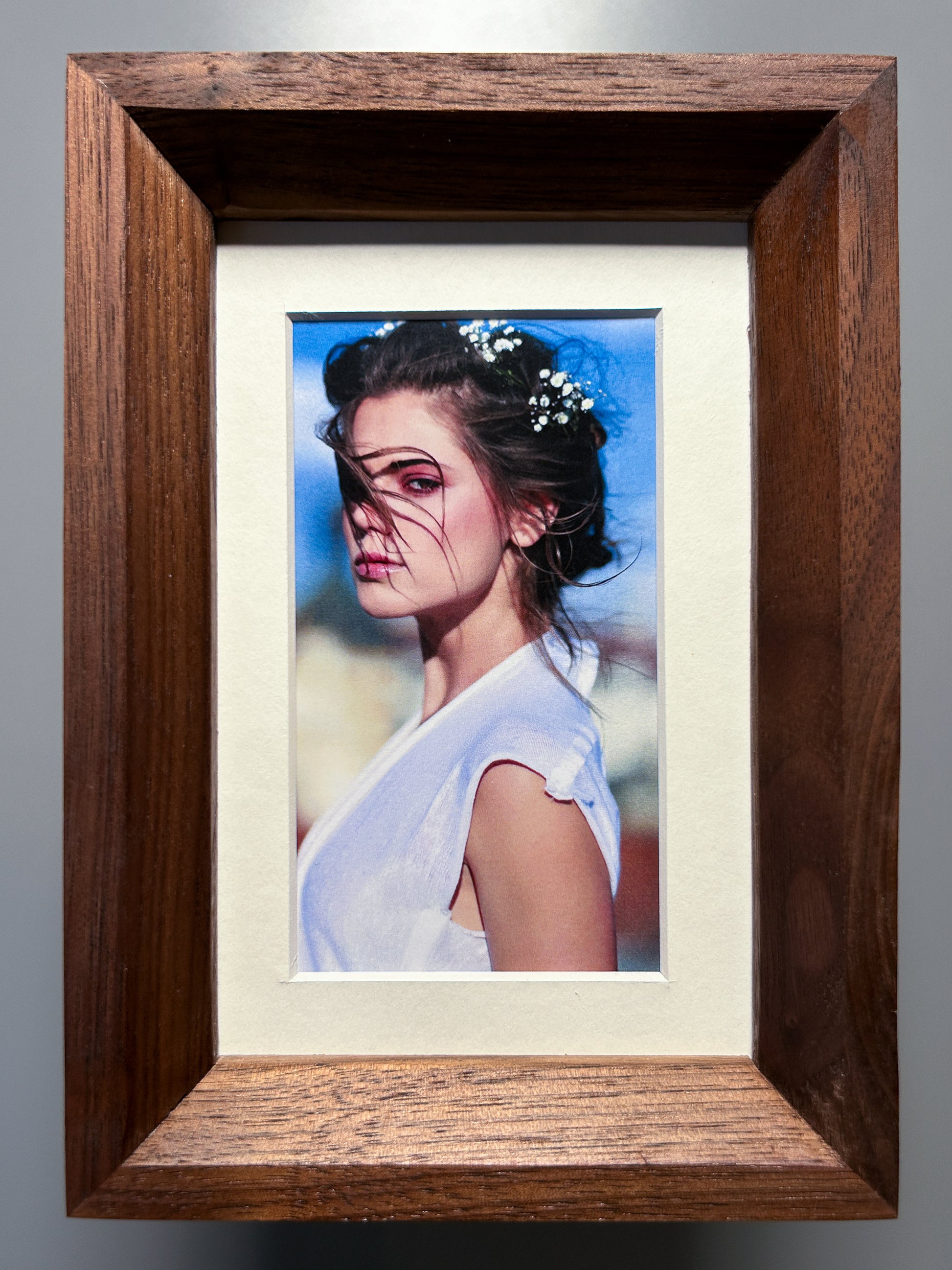 handmade wooden picture frame walnut 4x6 inches