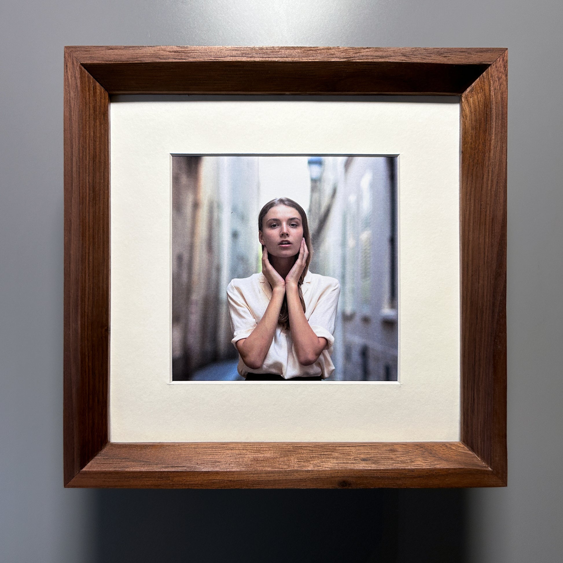 natural wood grain picture frame walnut 10x10 inches