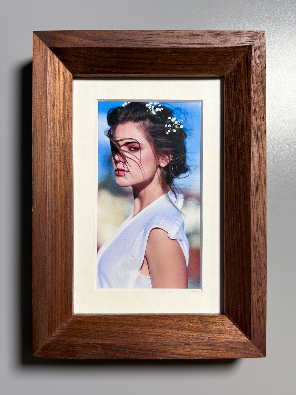 sustainably sourced exotic wood frame walnut 4x6 inches