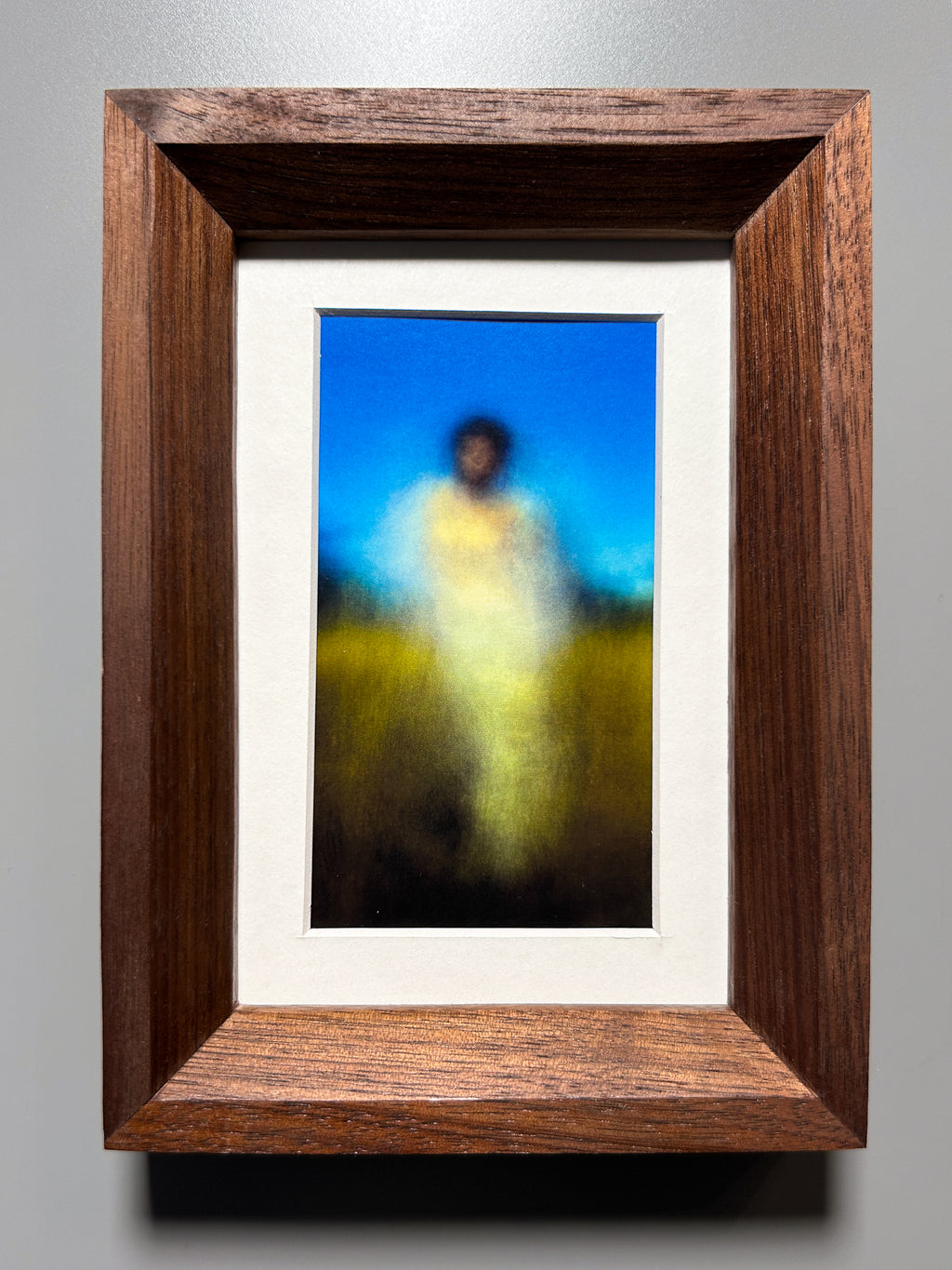 sustainably sourced exotic wood frame walnut 4x6 inches