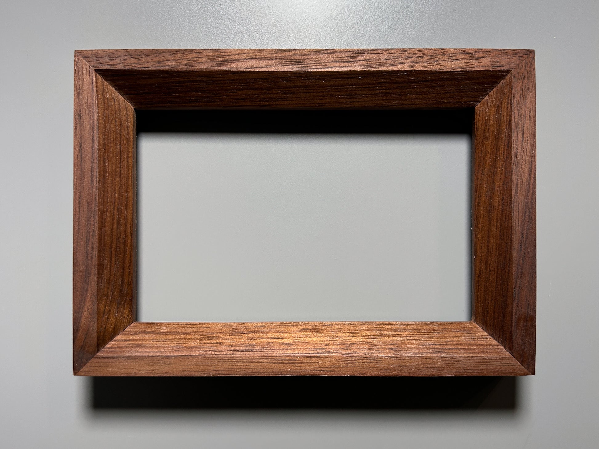 sustainably sourced exotic wood frame walnut 4x6 inches